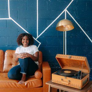 Meet your Posher, Hope